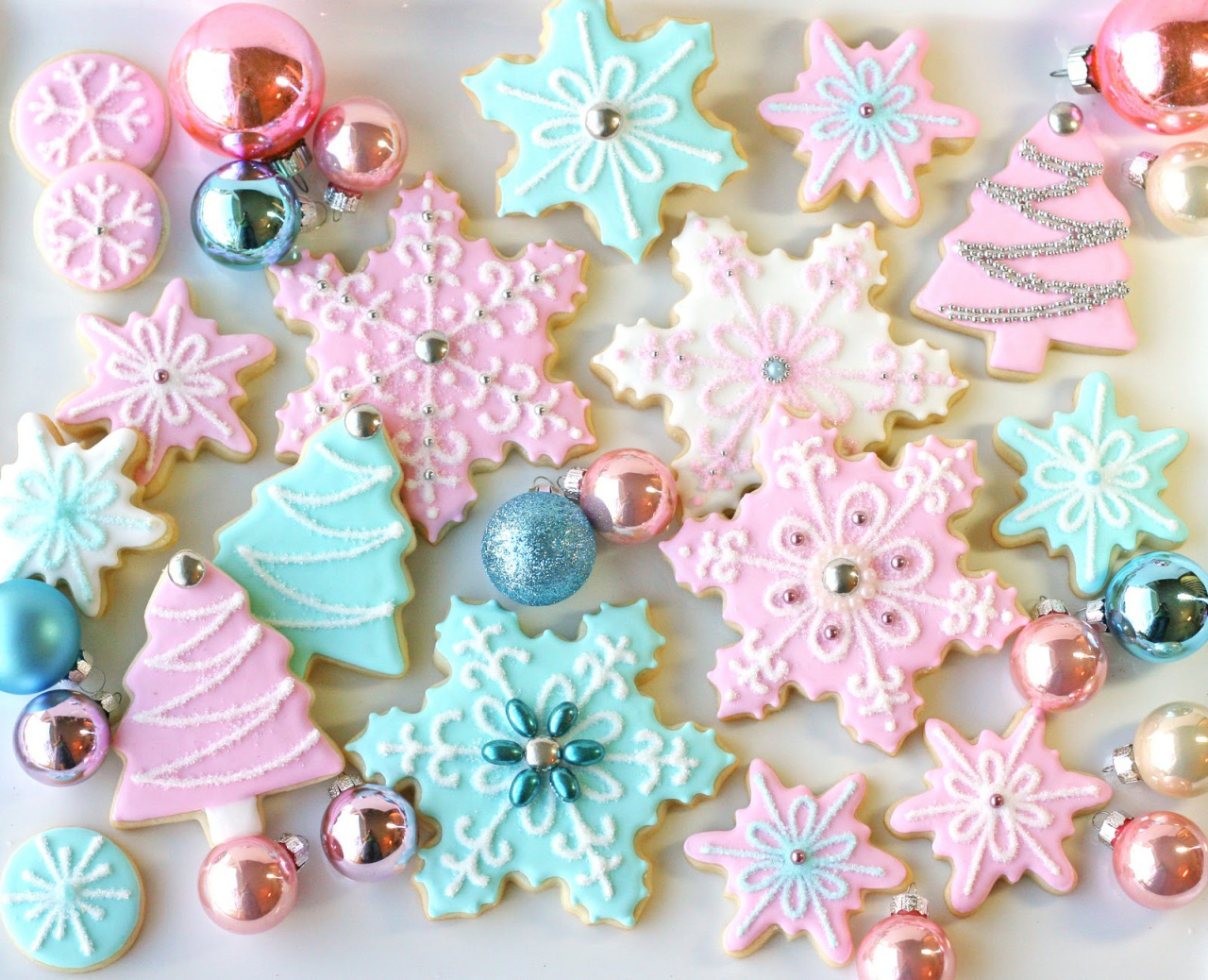 Photos of New Year's cookies