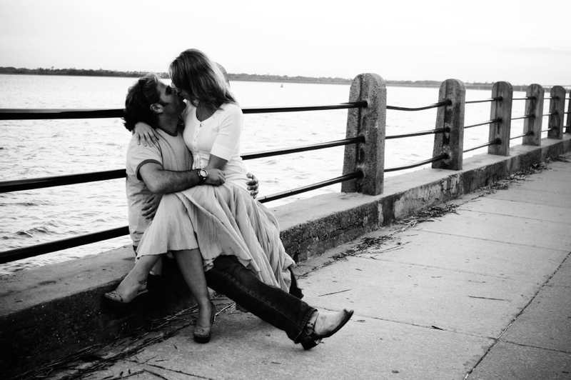 öpücük siyah beyaz fotoğraflar