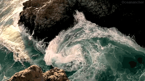 Obrázek GIF: zátoka na moři