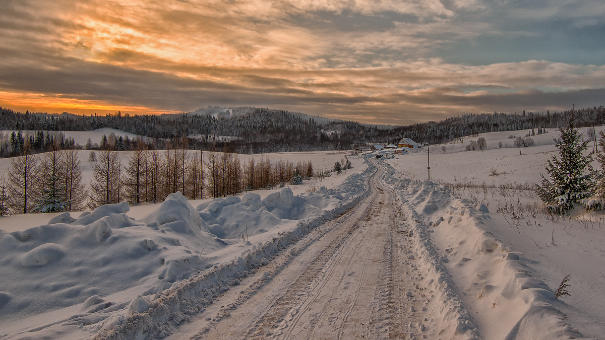 Zdjęcia zimy: zimowa droga