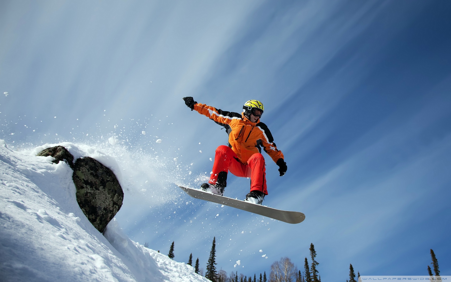 Qishda fotosuratlari: snowboarder