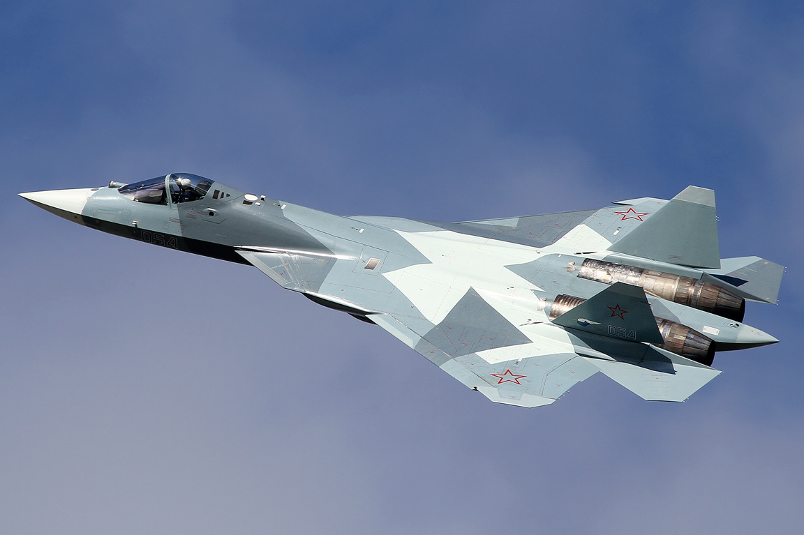 صورة لـ Su-57 (PAK FA أو T-50)