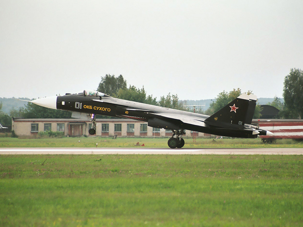 Su-47 "Golden Eagle" at MAKS-2003