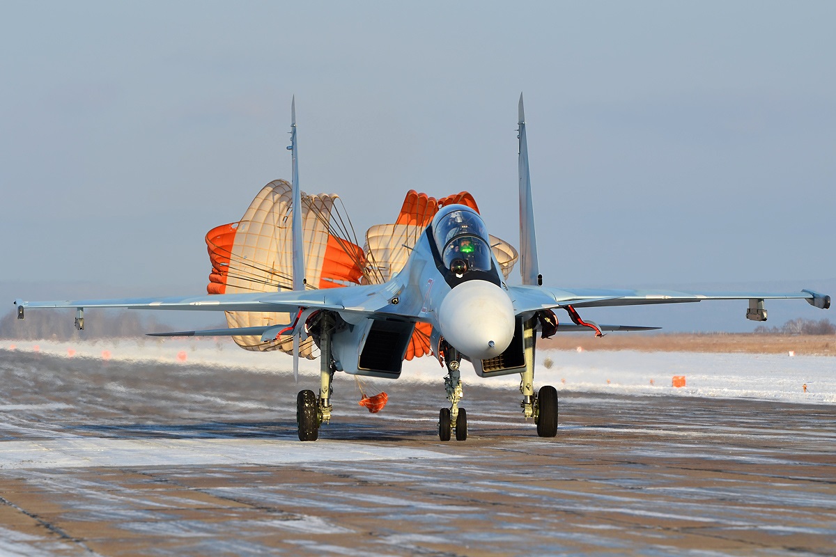 Su-30 پیراشوٹ بریک