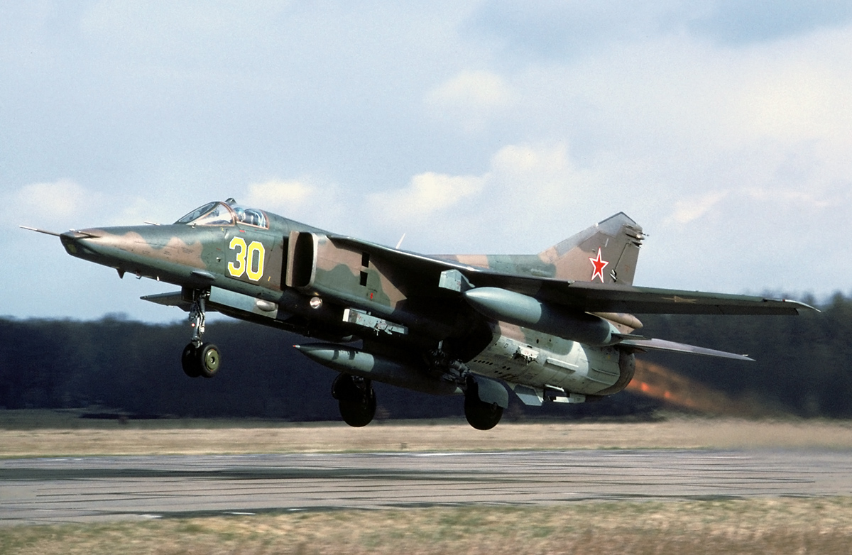 ภาพถ่ายของ MiG-27