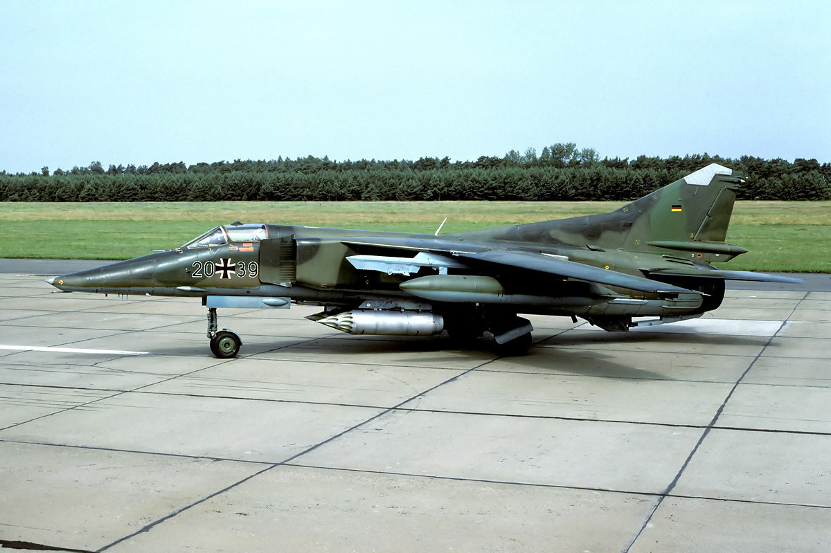 Φωτογραφία της Γερμανικής Πολεμικής Αεροπορίας MiG-27