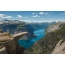 Тролль тілі (Норвегия Троллунга) - Норвегиядағы Одда қаласына жақын жерде орналасқан шаңғалы тауда, 700 метр биіктікте Ringedalsvatn көлінде орналасқан