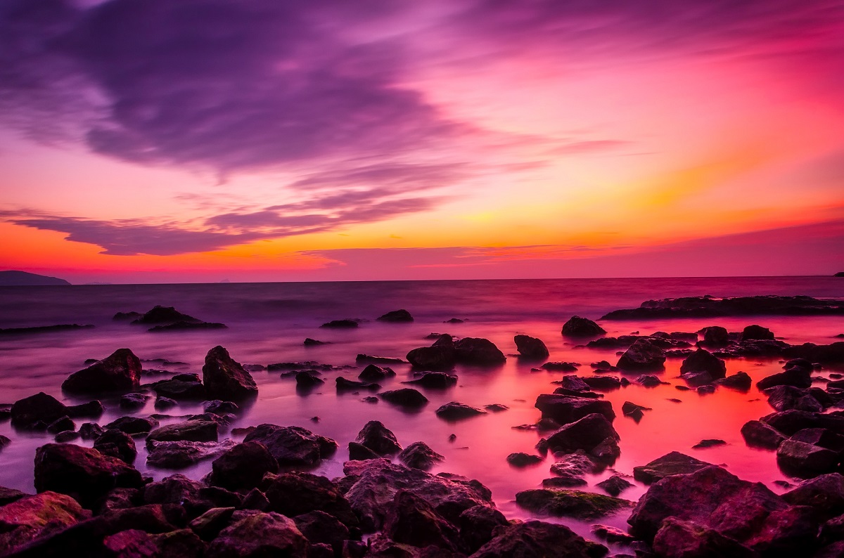 Foto des Sonnenuntergangs am Meer