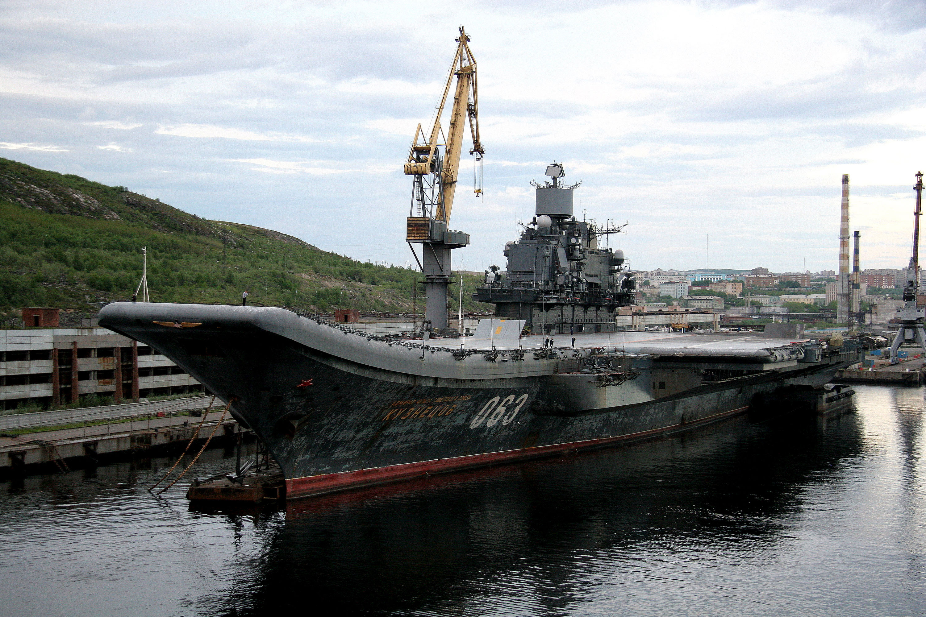 Vliegdekschip "Admiral Kuznetsov" te repareren