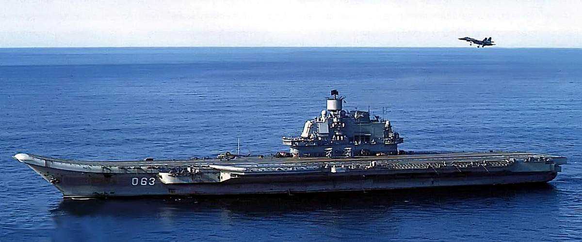 Vliegdekschip "Admiral Kuznetsov"