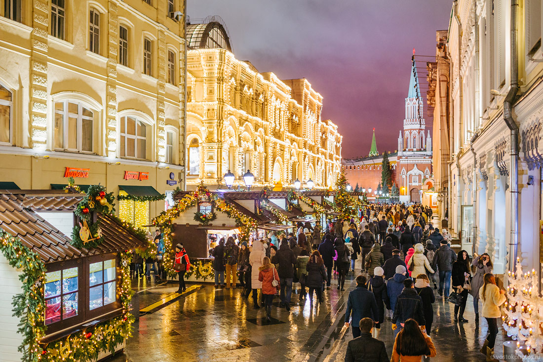 Москвагийн төв Шинэ жилийн гоёл чимэглэлүүд