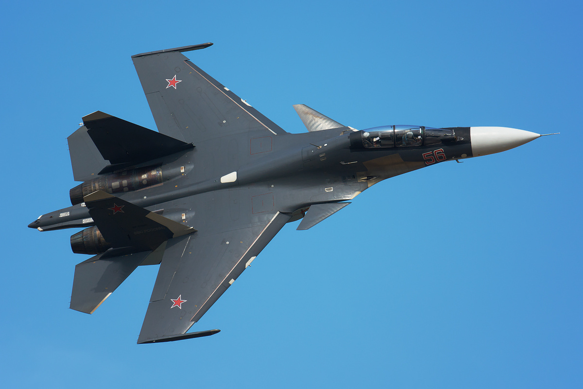 Foto Su-30SM dalam penerbangan