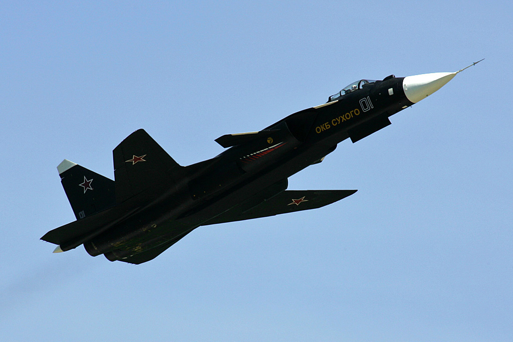 Su-47 "Berkut" v MAKS-2007