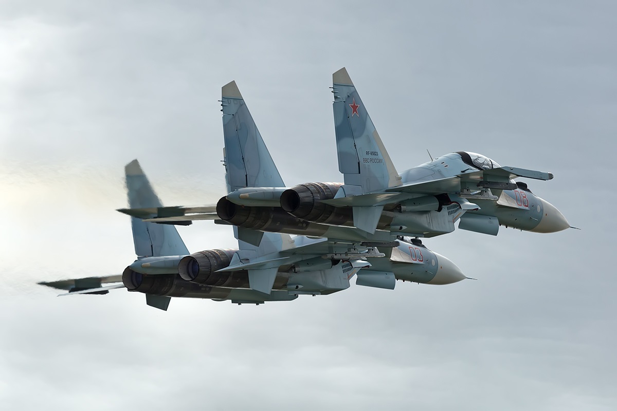 Foto: Su-30SM-par i flygning