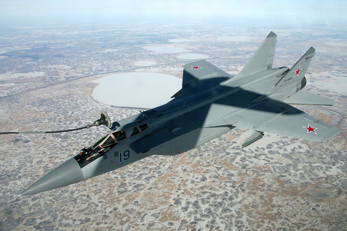 MiG-31: recàrrega de combustible en el vol