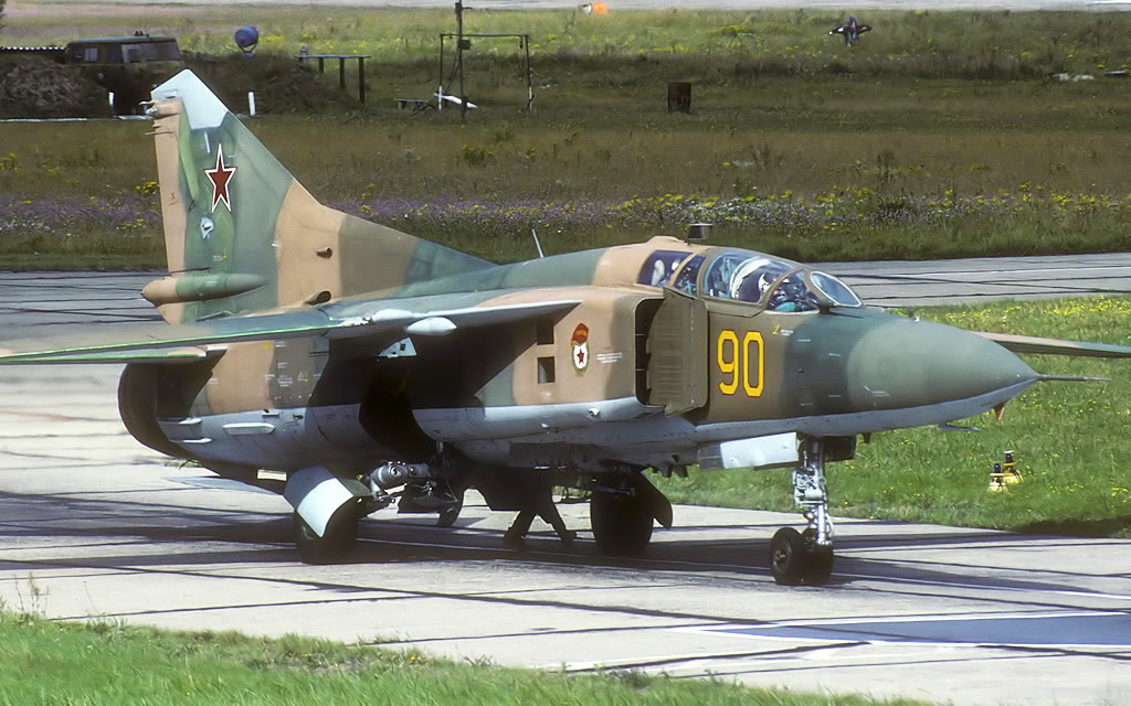 МиГ-23UB