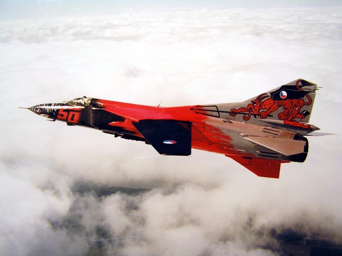 ミグ23MFチェコ空軍。 1994年6月に撮影された写真