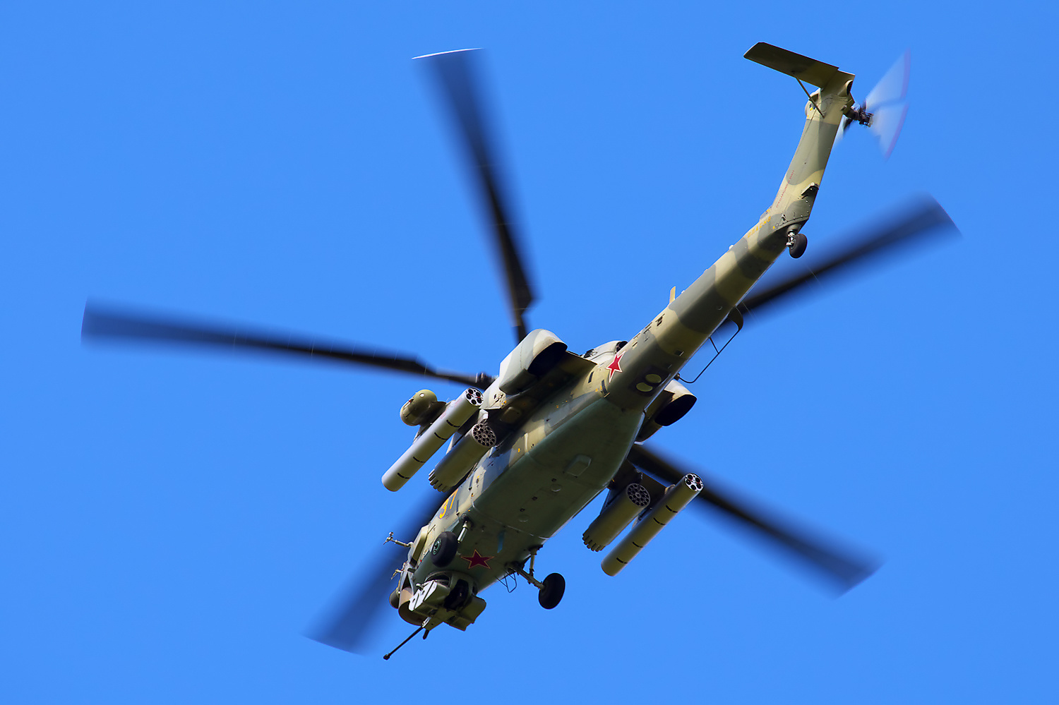 Mi-28 Фото: Төменгі көрініс