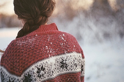 Fotos de noies a l'hivern des de l'esquena